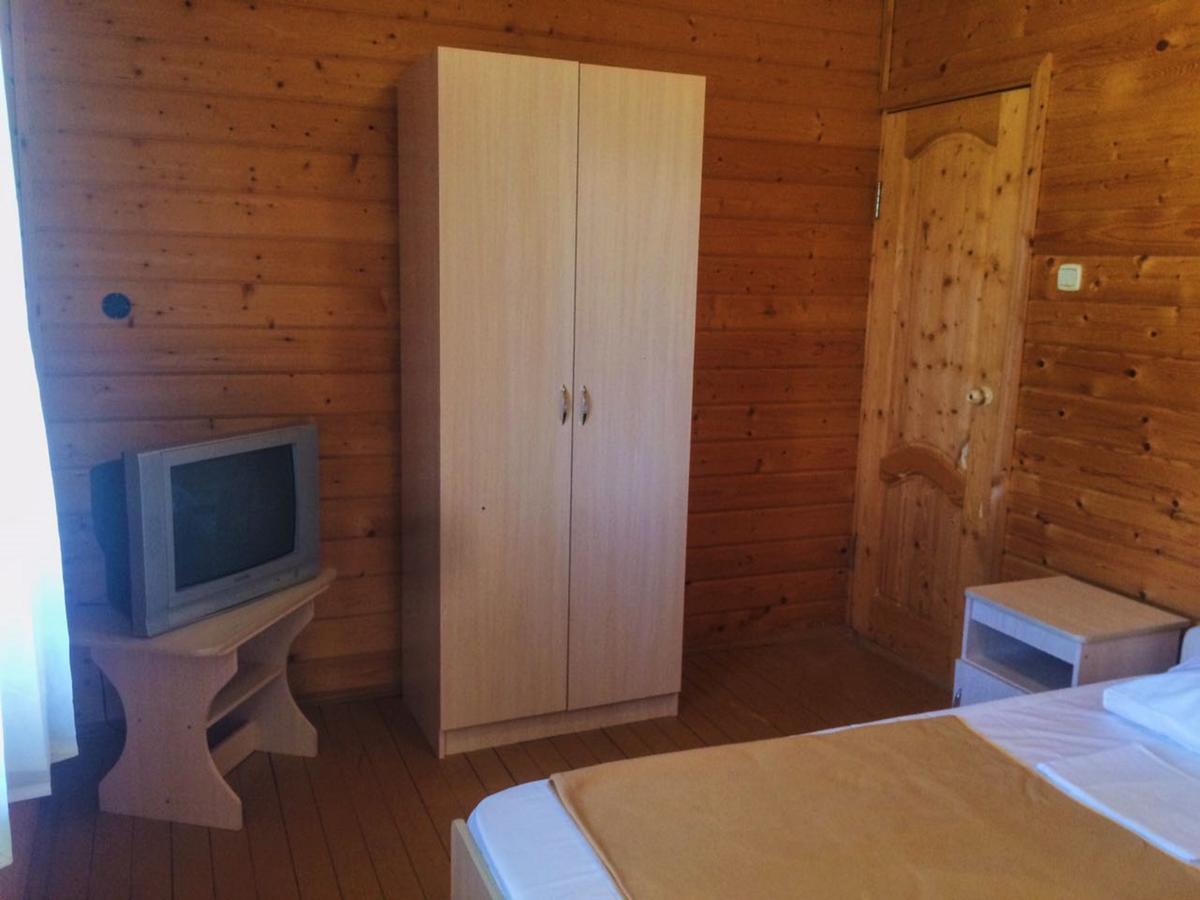 Hotel Kistrik Gudauta Kültér fotó